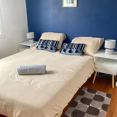 House, Garden&bbq 3km From The / Jolie Maison, Jardin Et Bbq à 3 Km De La Vakantiehuis