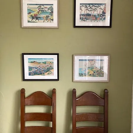 Vakantiehuis House, Garden&bbq 3km From The / Jolie Maison, Jardin Et Bbq à 3 Km De La