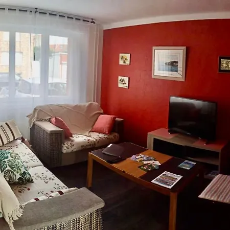 House, Garden&bbq 3km From The / Jolie Maison, Jardin Et Bbq à 3 Km De La * Coudekerque-Branche