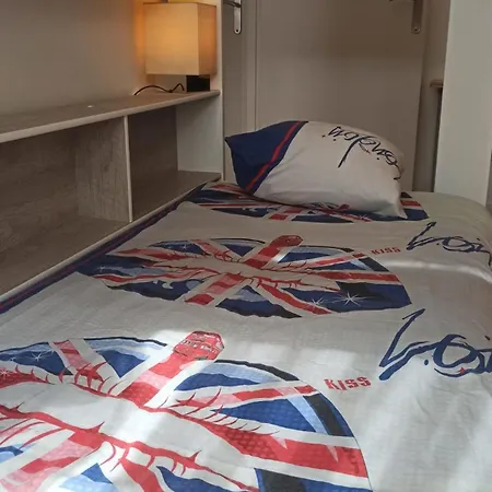 House, Garden&bbq 3km From The / Jolie Maison, Jardin Et Bbq à 3 Km De La * Coudekerque-Branche