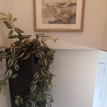 House, Garden&bbq 3km From The / Jolie Maison, Jardin Et Bbq à 3 Km De La *