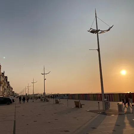 Vakantiehuis House, Garden&bbq 3km From The / Jolie Maison, Jardin Et Bbq à 3 Km De La Coudekerque-Branche